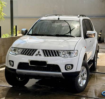 MITSUBISHI PAJERO DAKAR 3.5 HPE 7 LUGARES 4X4 V6 24V FLEX 4P AUTOMÁTICO MITSUBISHI PAJERO DAKAR 3.5 HPE 7 LUGARES 4X4 V6 24V FLEX 4P AUTOMÁTICO